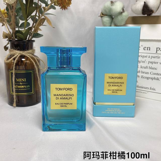 120Tom Ford 汤姆福特Tf阿玛菲柑橘香水100Ml 前调：龙蒿 薄荷 黑醋栗橘子 香柠檬 葡萄柚中调：柠檬叶油 罗勒 百里香 野花 黑胡椒 橙子花 快