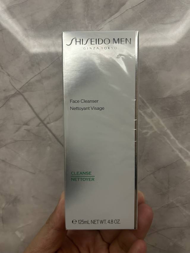 一比一 70 资生堂悦薇男士洗面奶125Ml！不吹不黑真的是Yyds++这是我用过最好用的洗面奶没有之一味道是那种淡淡的高级香，虽然只有125Ml但是真的可以用