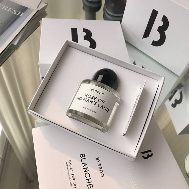 专柜品质 Byredo Rose Of No Man’S Land无人区玫瑰 意为无人之地的玫瑰，用来纪念在第一次世界大战中的红十字女护士，意义特殊，同时将该瓶