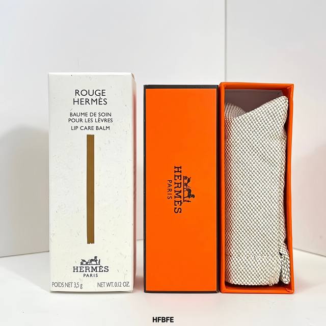 爱马仕润唇膏3.5G Hfbfe编码！爱马仕润唇膏3.5G原打盒 配中文标封口贴真唇膏中的爱马仕来了！！终于在国内上了，拿到手不得不说真的很高级，壳子都是爱马仕