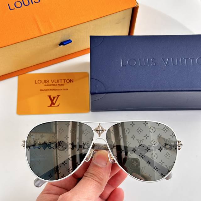 Louis Vuitton Z2006E Size：63-13-143