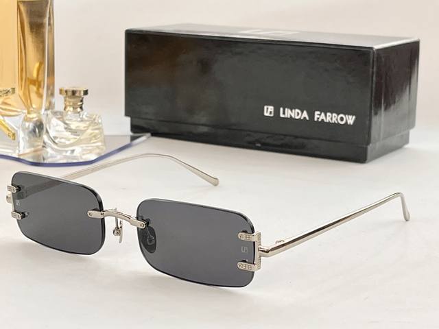 Linda Farrow Mod:Lfl1131 Size:53口19-140