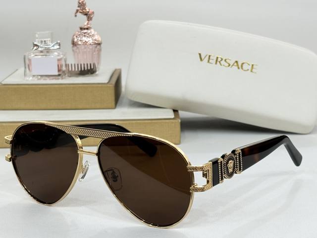 Versace Model:Ve5701 Size:61口13-145