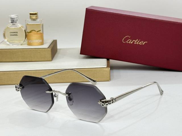 Cartier Mod:Ct0585S Size:56口-20-143