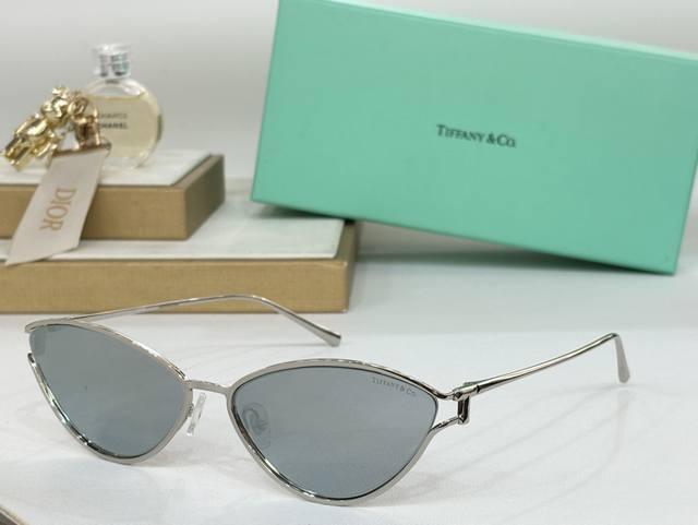 Tiffany.Co Mod：Tf3095 Size：61-16-135