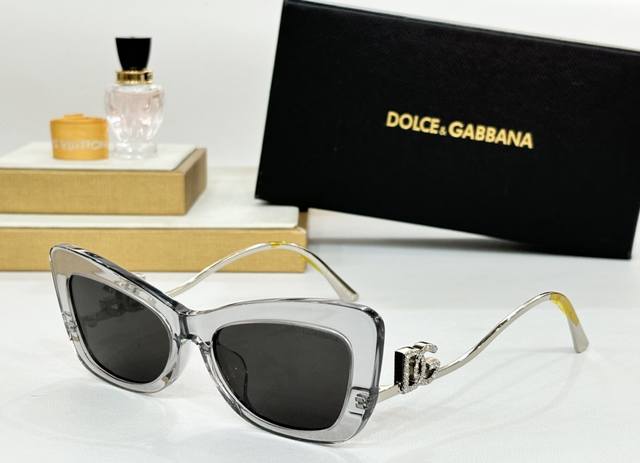 Dolce & Gabban* Model：Dg4467 Size：52口17-145