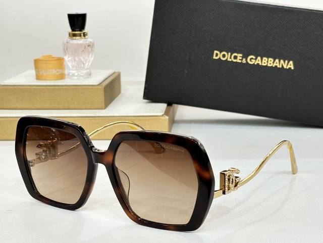 Dolce & Gabban* Model：Dg4468 Size：58口18-145