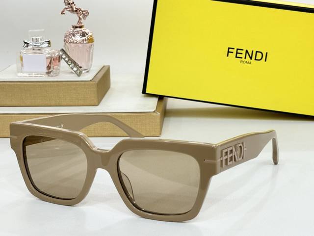 Fend* Model: Fe40118I Size: 53口21-145