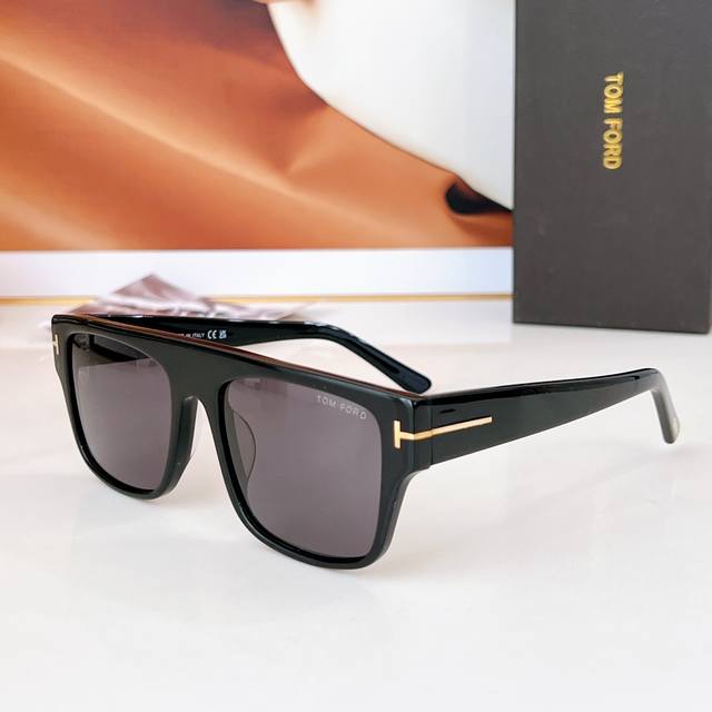 Tom Ford Ft0907 Size：55口19-145