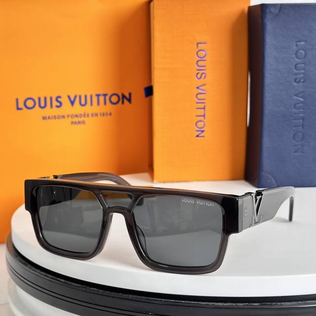 Louis Vuitto*Model：Z2062W Size：133口0-145