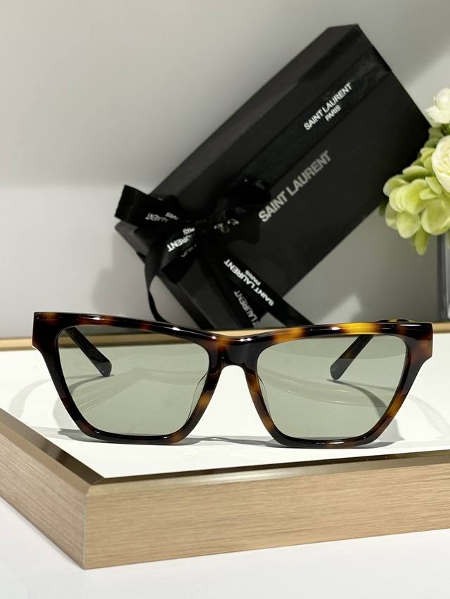 Saint Laurent * Slm103F Size：57-16-145