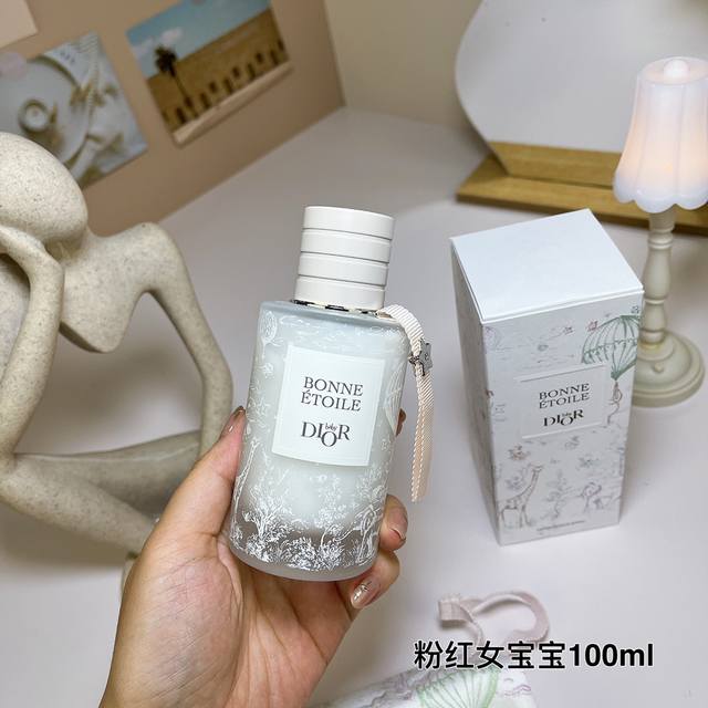 迪奥宝宝系列-幸运之星 粉红女宝宝100Ml Dior Baby Dior Bonne Etoile,2023 调香师：Francis Kurkdjian 属性