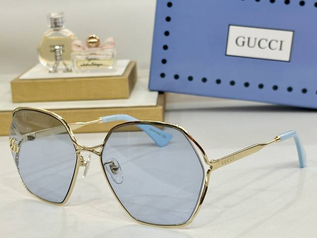 Gucci* Mod:Gg0818 Size：63口17-