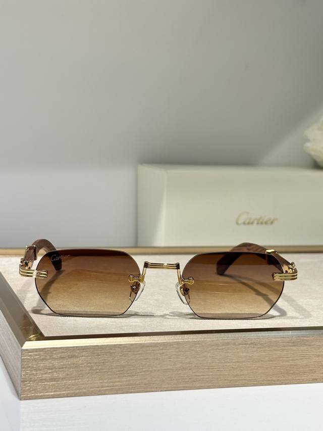 新颜色 Cartier . Ct0362S Size:54口21-