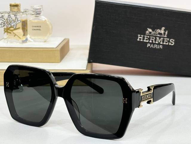 Hermes Mod:Hs1906 Size:56-20–