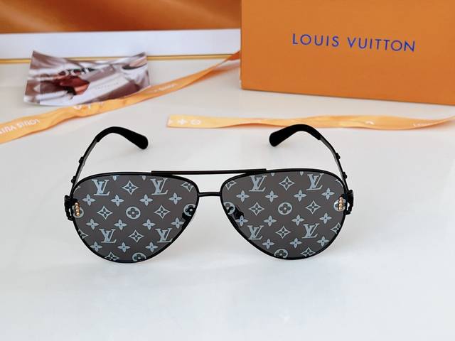 Louis Vuitton 型号z1432W Size：60-14-