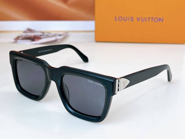 Louis Vuitto* Model：Z2268U Size：54口22-