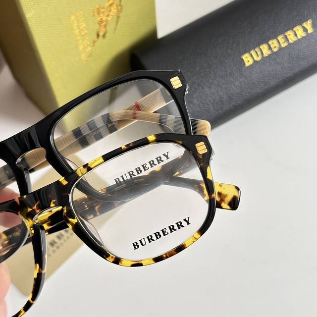 细节图 Burberr*Model：Be2350Size：54口19-145