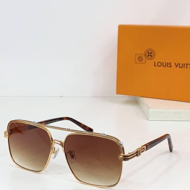 Louis Vuitto*Model：Zu Size：61口14-145