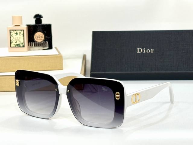 Dior Mod:17Ucr Size:70口10-145