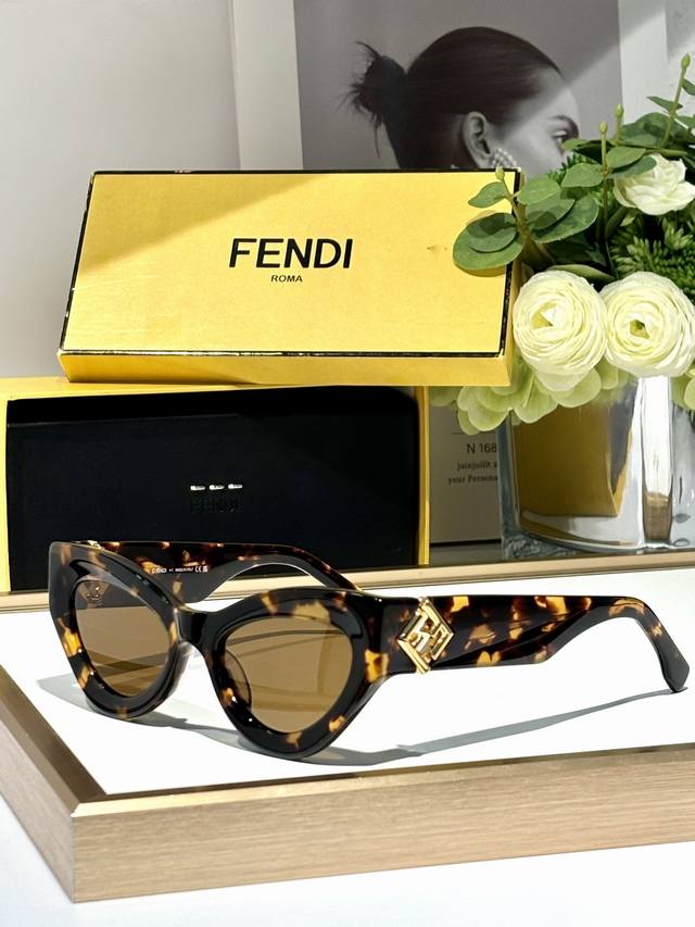 Fendi Mod：Fe40146L Size：52-20-140