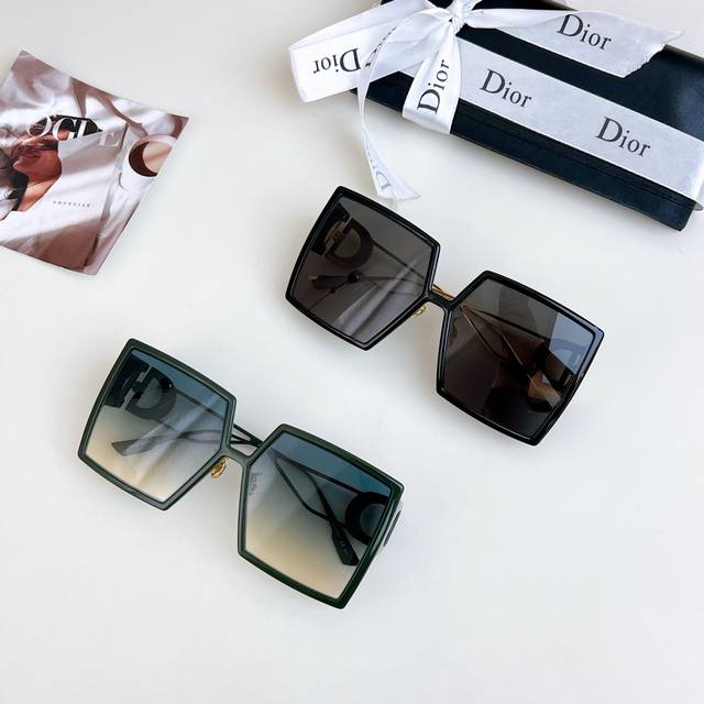 Dior 30Montaigne 尺寸58口15-135