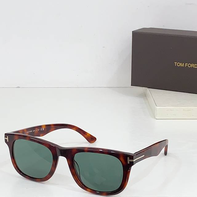 Tom For* Model：Tf1076 Size：54口22-145