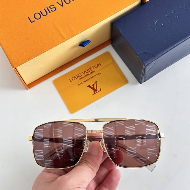 齐色到货 Louis Vuitto*路易*威登经典logo镜面太阳镜 Model：Z0260U Z0258U Size：61口16-140