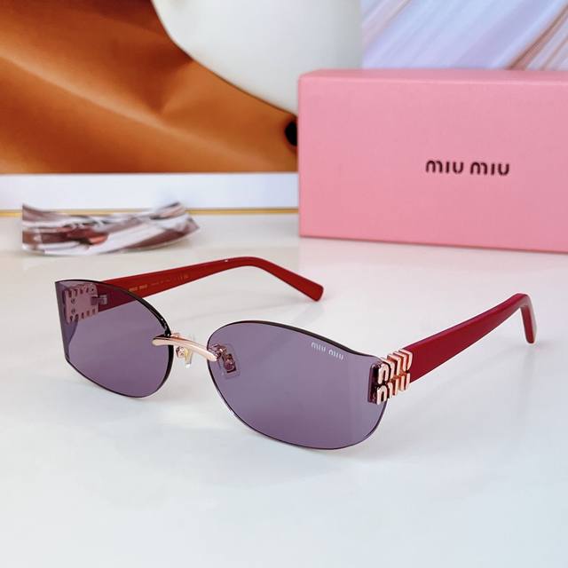 Miu M* Model: Mu110Av Size：63口17-130