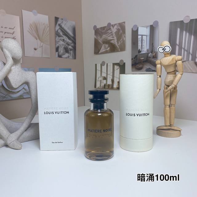 路易威登暗涌100Ml Louis Vuitton Matière Noire, 2016 品牌：路易威登 调香师：Jacques Cavallie. 属性：女 - 点击图像关闭