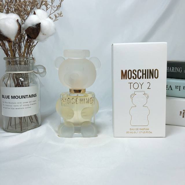 Moschino 梦仙奴 莫斯奇诺 Toy 2泰迪熊小熊女士香水edp 前调：橘子、苹果、玉兰 中调：牡丹、白醋栗、茉莉 基调：檀木、琥珀木 、麝香