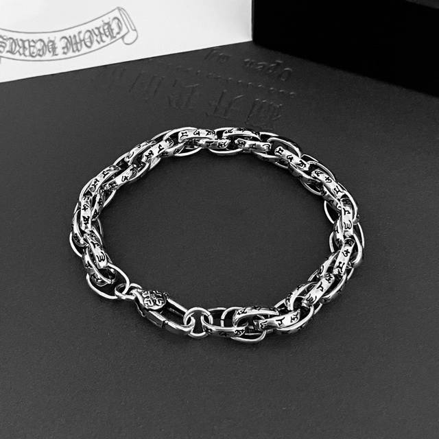 专柜新品 Chrome Hearts 克罗心六字真言编织手链 进口生产工艺 精工品质 纯手工打造 ～正品开模潮流时尚必备 男女均可佩戴 情侣款同款 摇滚朋克泰银