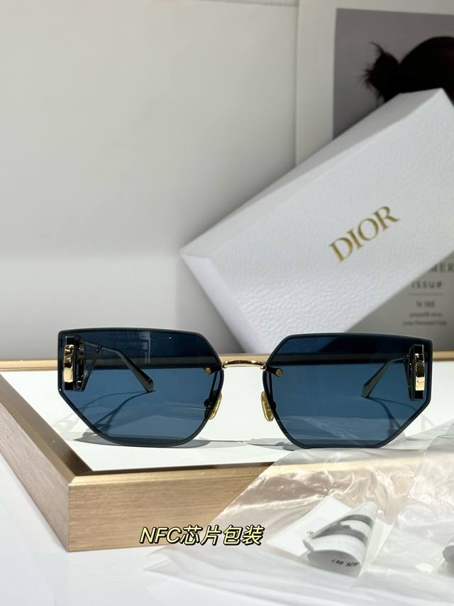 常青款 品质保证 防伪nfc 包装 Dior30Montaigne B3U 3.0加厚镜片