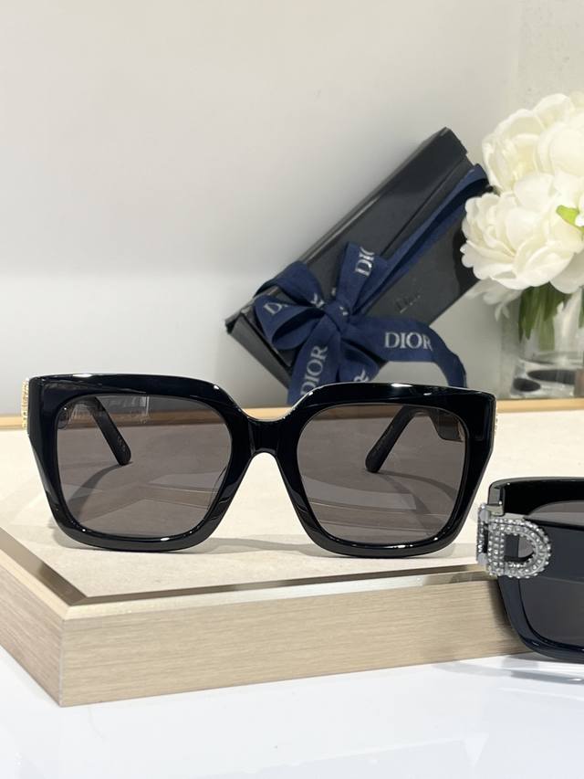 Dior Mod：30Montaigne S11I Size：54-20-130 原版五金扣 细节决定品质