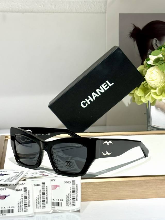 Chanelmodel：Ch5527 Size：53口18-145偏光片是纯尼龙原版镜片。