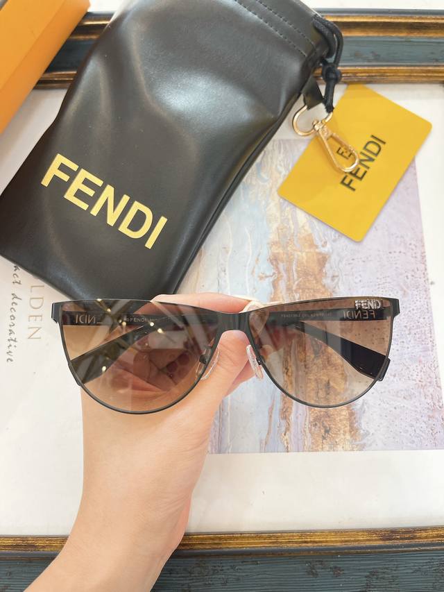 Fend*Model: Fe40138Usize:62口12-140