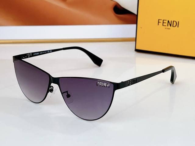 Fend* Model: Fe40138U Size:62口12-140