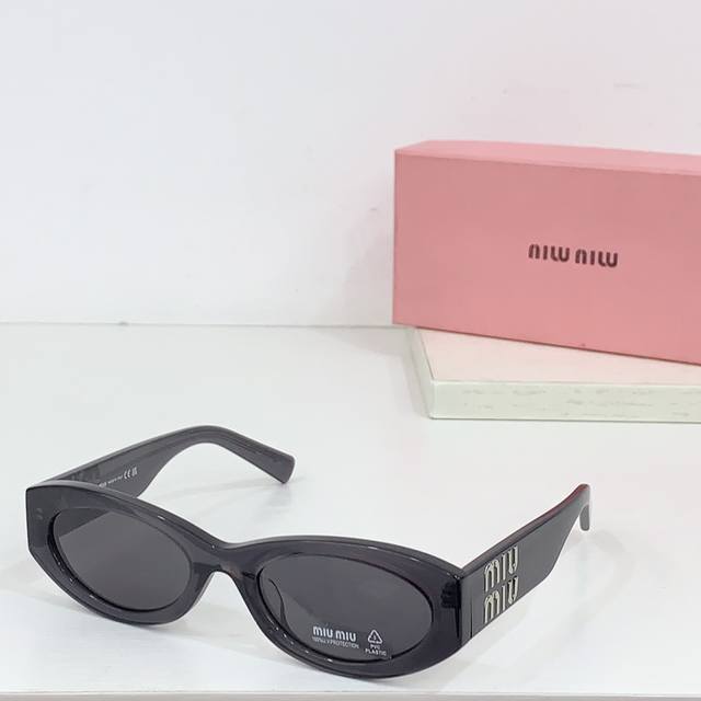 Miu Miu* Model：Smu 011W Size：70口14-120