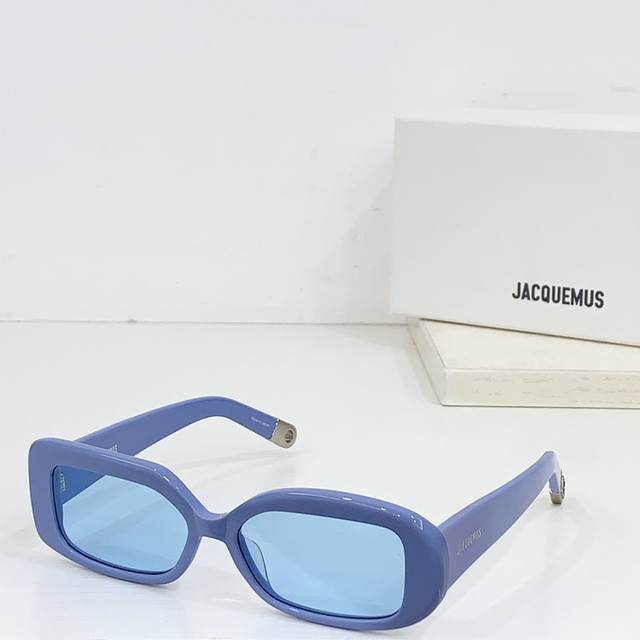 Jacquemus 潮款小众品牌 Rond Carre Size:54-16-140. 风格兼容古典摩登 风靡ins出镜率超高 原版五金扣 又时髦个性，