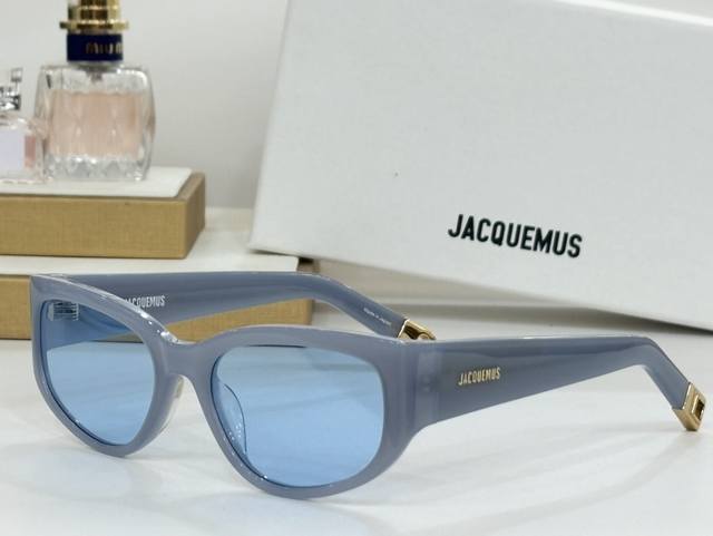 Jacquemus 潮款小众品牌 Mod:Cmuo Size:55-17-135. 风格兼容古典摩登 风靡ins出镜率超高 原版五金扣 又时髦个性，