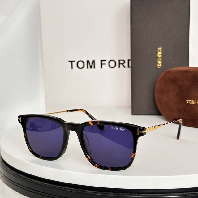 Tomford Model： Ft0625 尺寸: 51口20-145