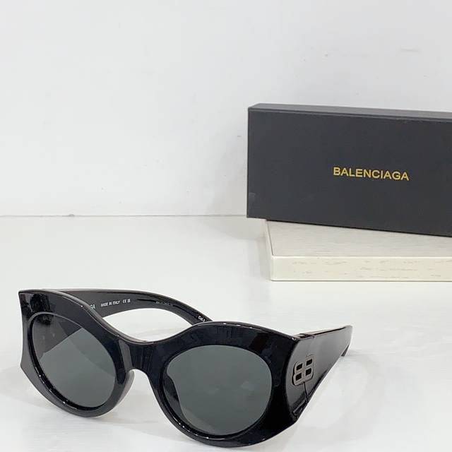 Balenciag* Model: Bb0256S Size：56口24-130