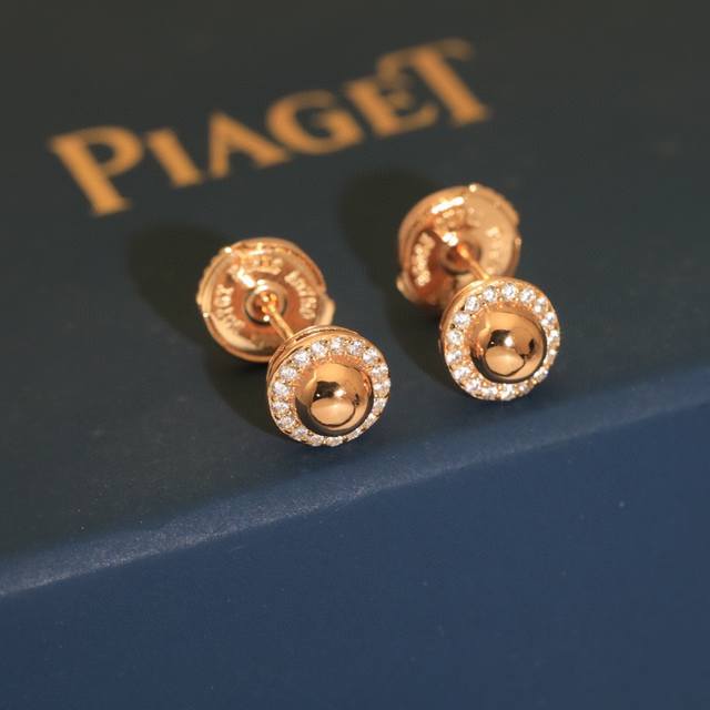 精工版本 925048 Piaget 伯爵耳钉 送人最佳伯爵耳钉s925纯银材质 带logo 真空镀铂金镶嵌闪钻细节决定一切高档时尚气质饰品配飞碟