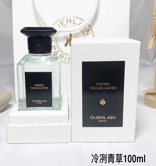 一比一 倾心玫瑰断货娇兰新艺术沙龙系列100Ml！味道：冷冽青草，白芷香，白色革调，栀子花，倾心玫瑰，檀韵，迷夜橙花，土耳其玫瑰。