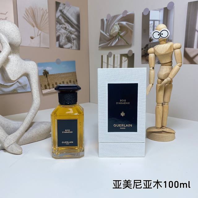 亚美尼亚木100Ml 娇兰艺术沙龙- Guerlain Bois D'Armenie, 2006 品牌：娇兰 调香师：Annick Menardo 香调：木质东