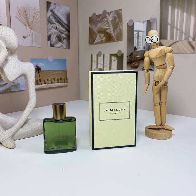 4489翡翠百里香30Ml 祖马龙古董市集英伦限定系列- Jo Malone Emerald Thyme Cologne, 2024 品牌：祖玛珑 属性：中性香