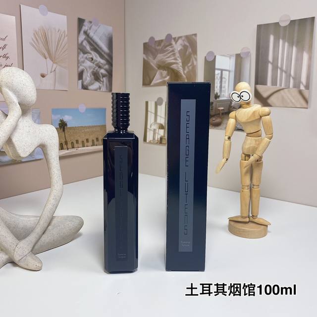 3730#土耳其烟馆100Ml 芦丹氏摩天楼系列- Serge Lutens Fumerie Turque, 2003 品牌：芦丹氏 调香师：Christoph