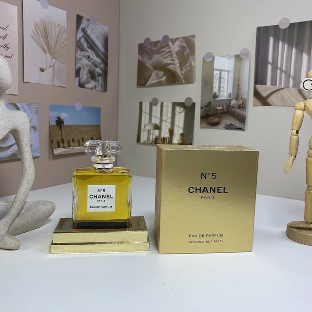 香奈儿木盒黄五号淡香精100Ml Chanel No 5 Eau De Parfum, 1986 品牌：香奈儿 调香师：Jacques Polge 属性：女香