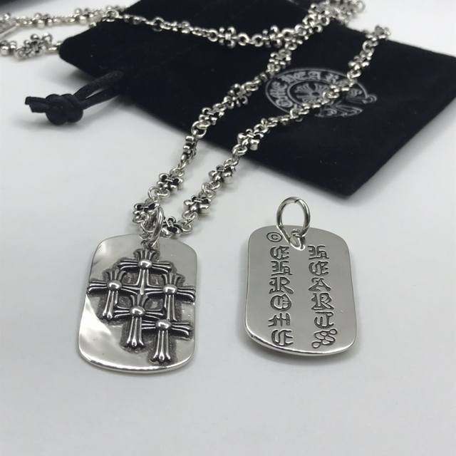 Chrome Hearts 克罗心复古满十字架吊牌项链。 珍珠链 光珠链字母链 军花链 十字链