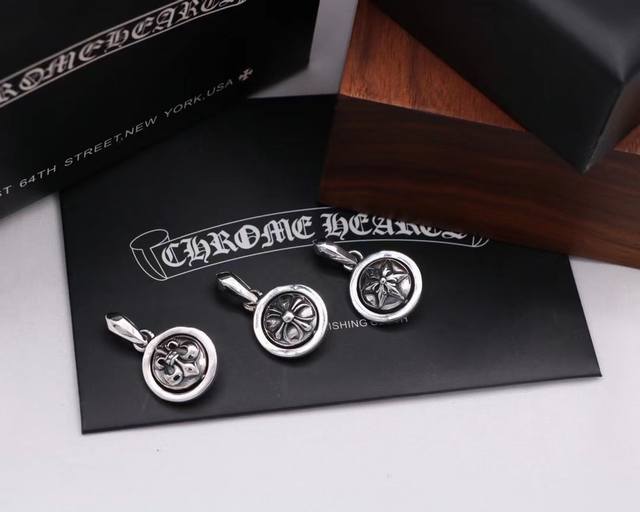 Chrome Hearts 克罗心 纯银 转动马蹄印：六芒星、十字架、童花吊坠项链潮流百搭款。